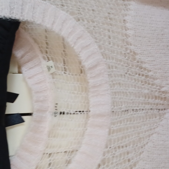 Guess Sweater - Picture 2 of 6